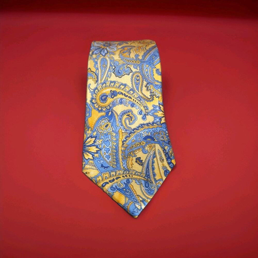 George Mens Yellow and Blue Design Necktie 100% Silk 3 1/2" Wide
